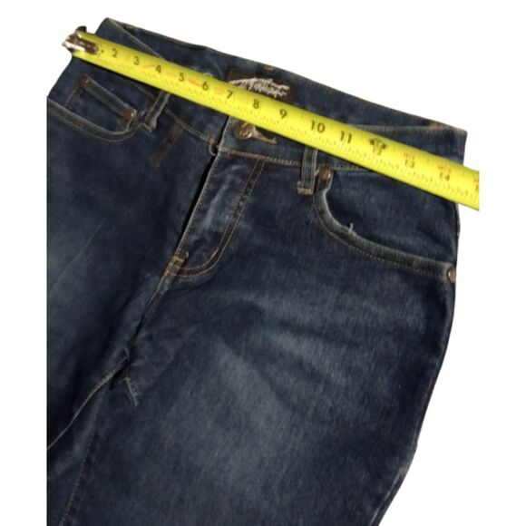 Barracuda Women's Size 28 Flared Leg Jeans - Picture 5 of 7